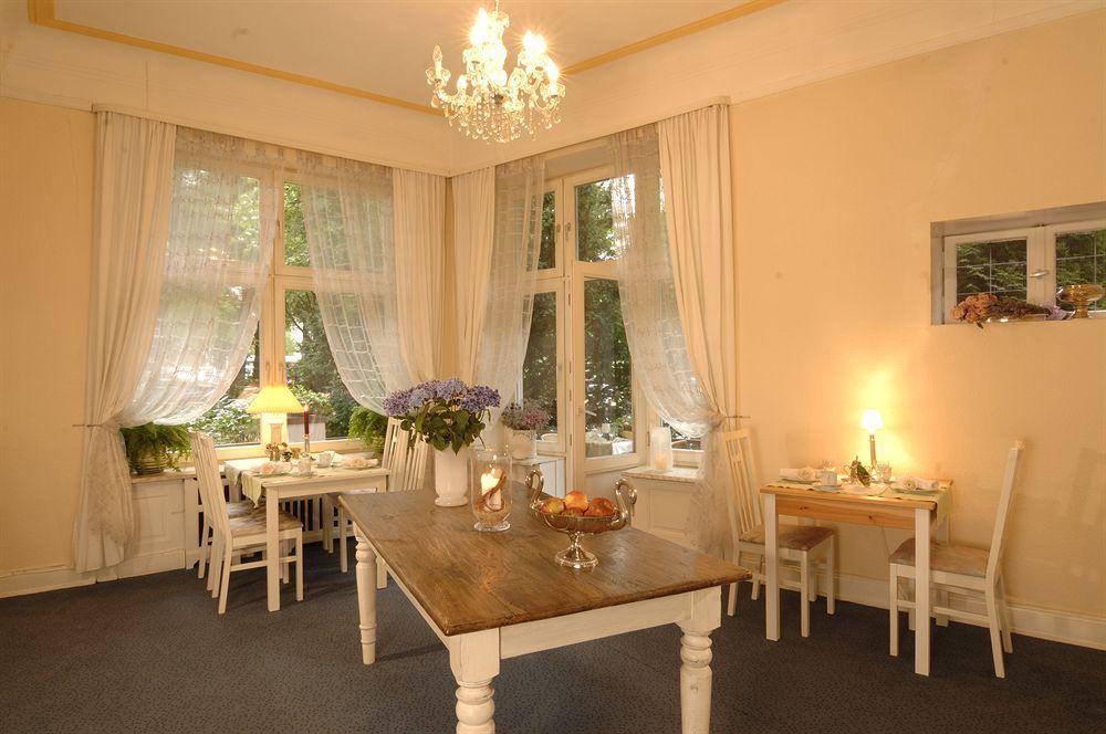 Hotel Mare Гамбург Экстерьер фото