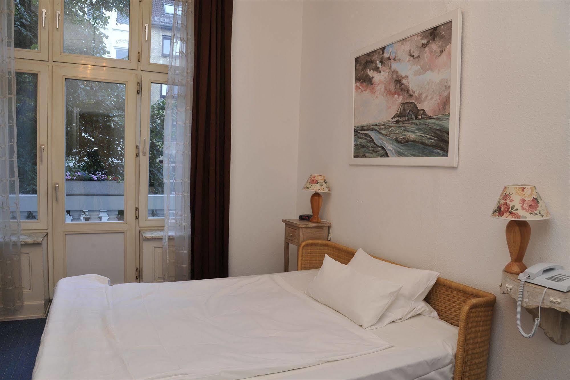 Hotel Mare Гамбург Экстерьер фото