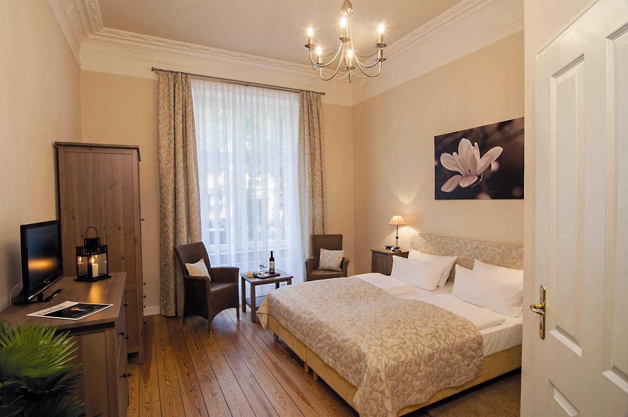 Hotel Mare Гамбург Экстерьер фото